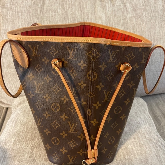 AUTHENTIC Louis Vuitton Neverfull MM - Picture 3 of 11